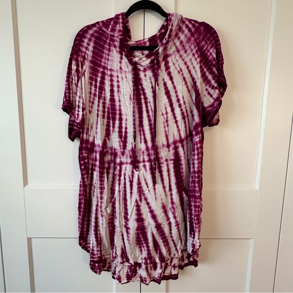 Livi Active Tie-Dye Short Sleeve Hooded Athleisure, fuchsia and White, 18/20